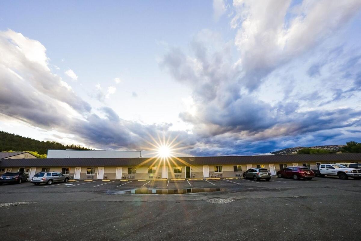 Budget 8 Motel John Day Exterior photo