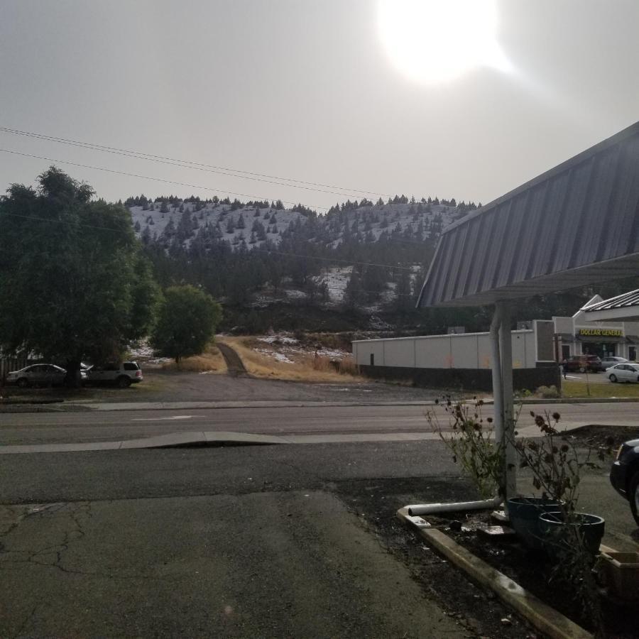 Budget 8 Motel John Day Exterior photo